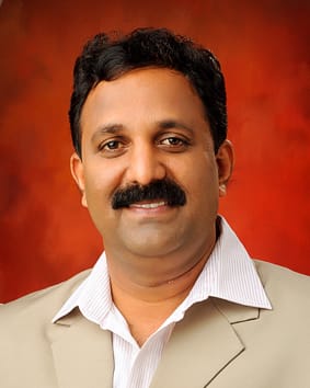 Dr Naveen Dias